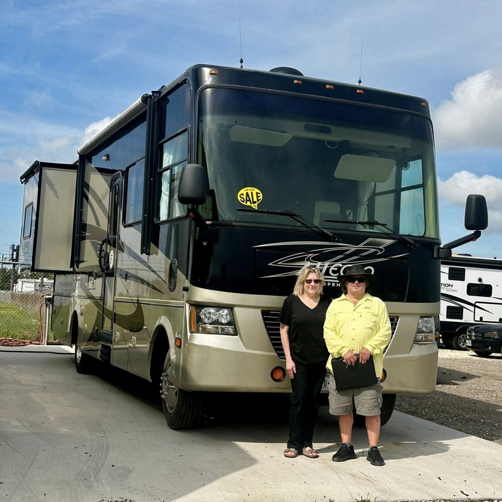 Congrats to Mr. and Mrs. Garza on your beautiful 2009 Tiffin Allegro M30DA Motorhome! We truly appreciate your business!